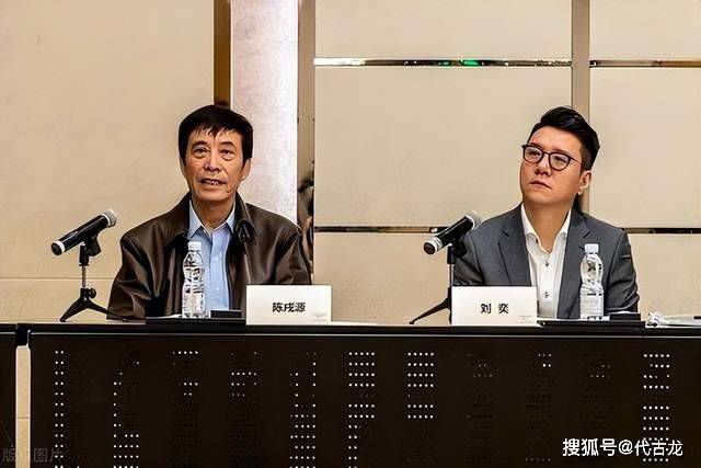 《德惠翁主》调档8月3日 孙艺珍朴海日海报曝光 2016-07-26 韩国发行公司乐天娱乐透露，许秦豪导演执导的《德惠翁主》由原来的8月10日调档到8月3日提前一周上映。